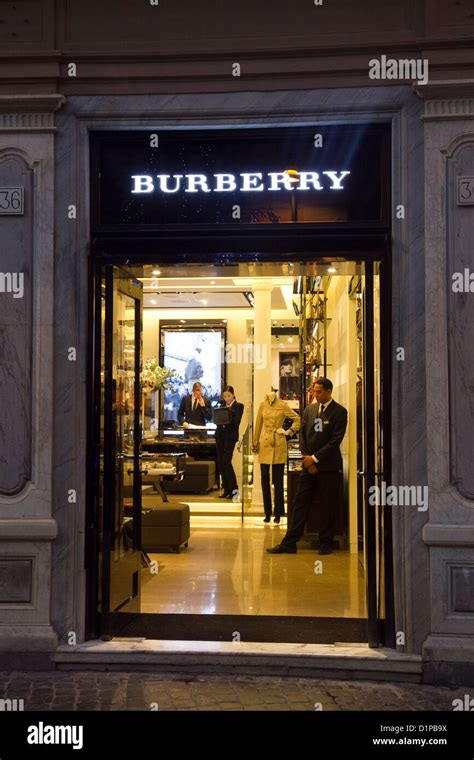 burberry headquorter italia|burberry online shop italia.